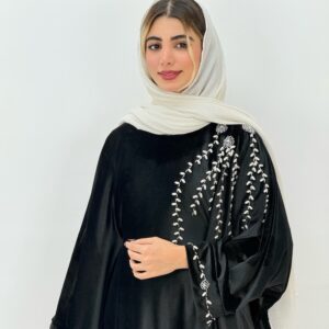 عبایی جواهر دوزی شده